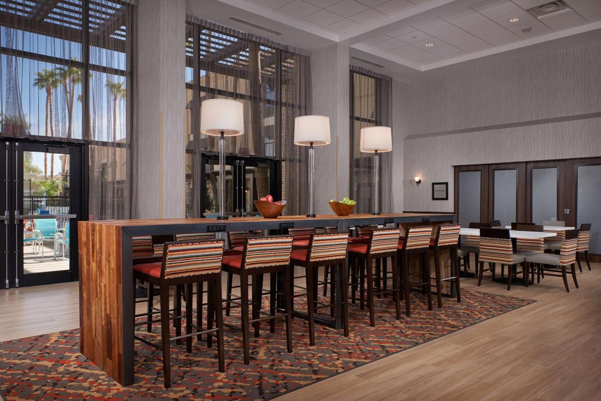 Hampton Inn & Suites Scottsdale On Shea Blvd Exterior foto